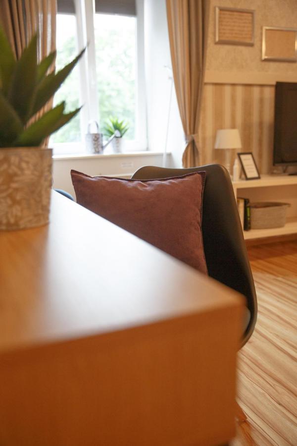 Apartment Nobl Plac Целие Екстериор снимка