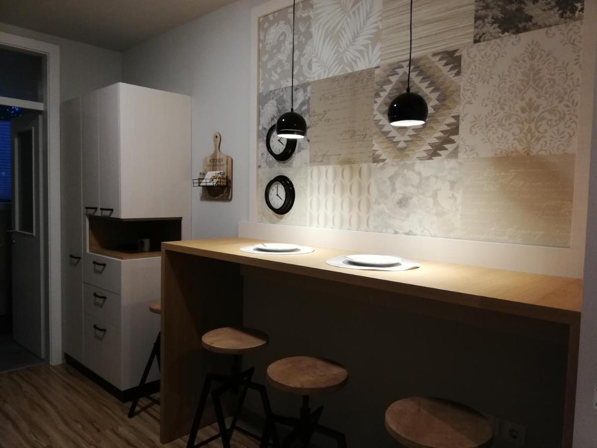 Apartment Nobl Plac Целие Екстериор снимка